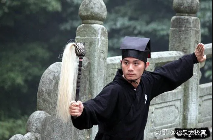 image-chapter-2041749-0-102